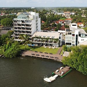 Amagi Aria - Airport Transit Hotel - Negombo